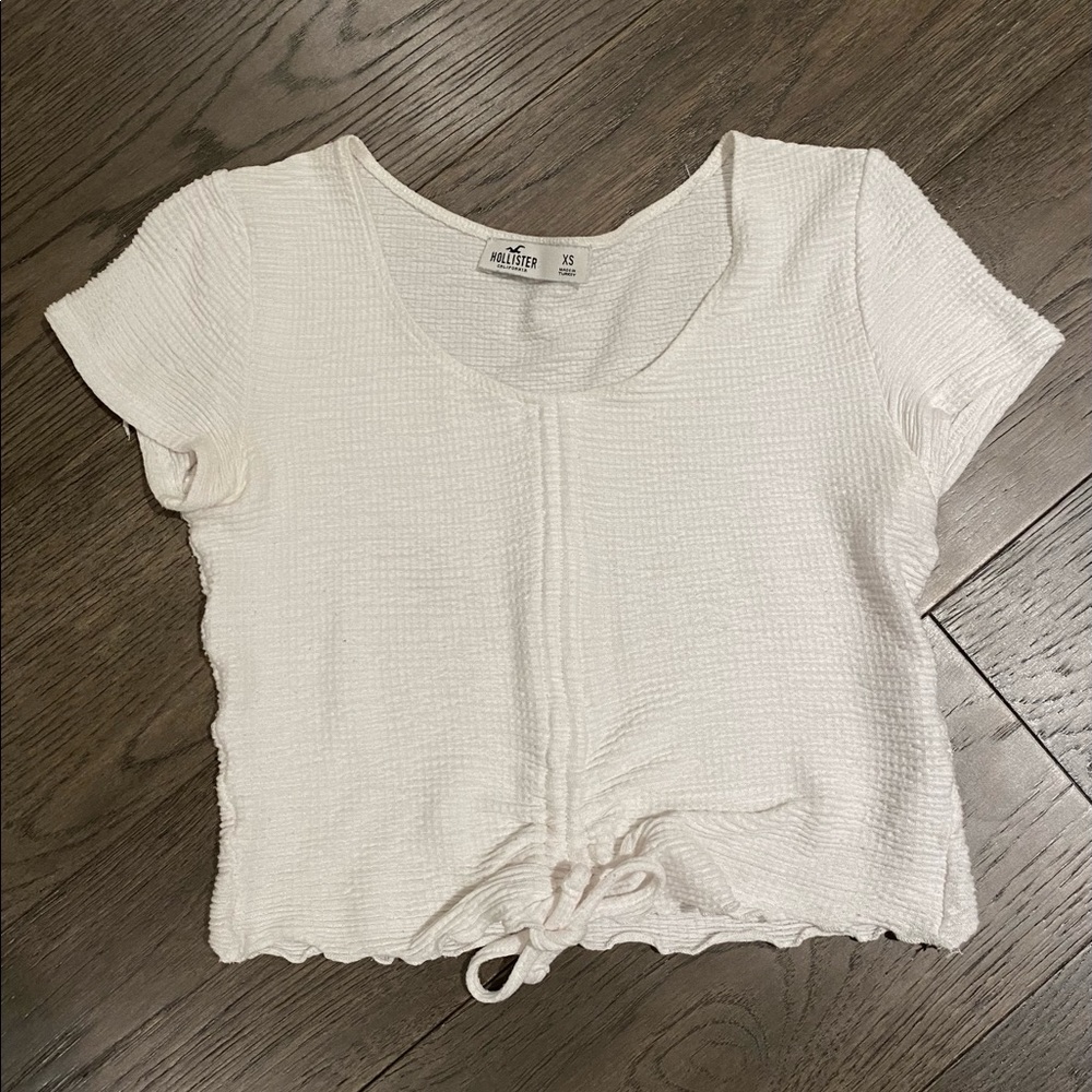 Hollister white scrunch top